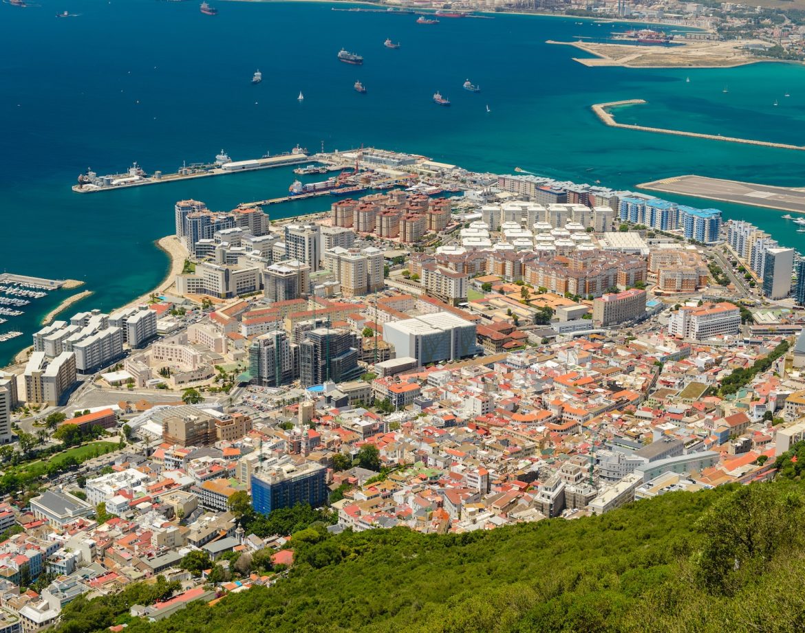 Gibraltar haven vanuit de lucht