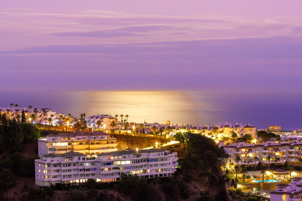Marbella Spanje by night, strand en zee